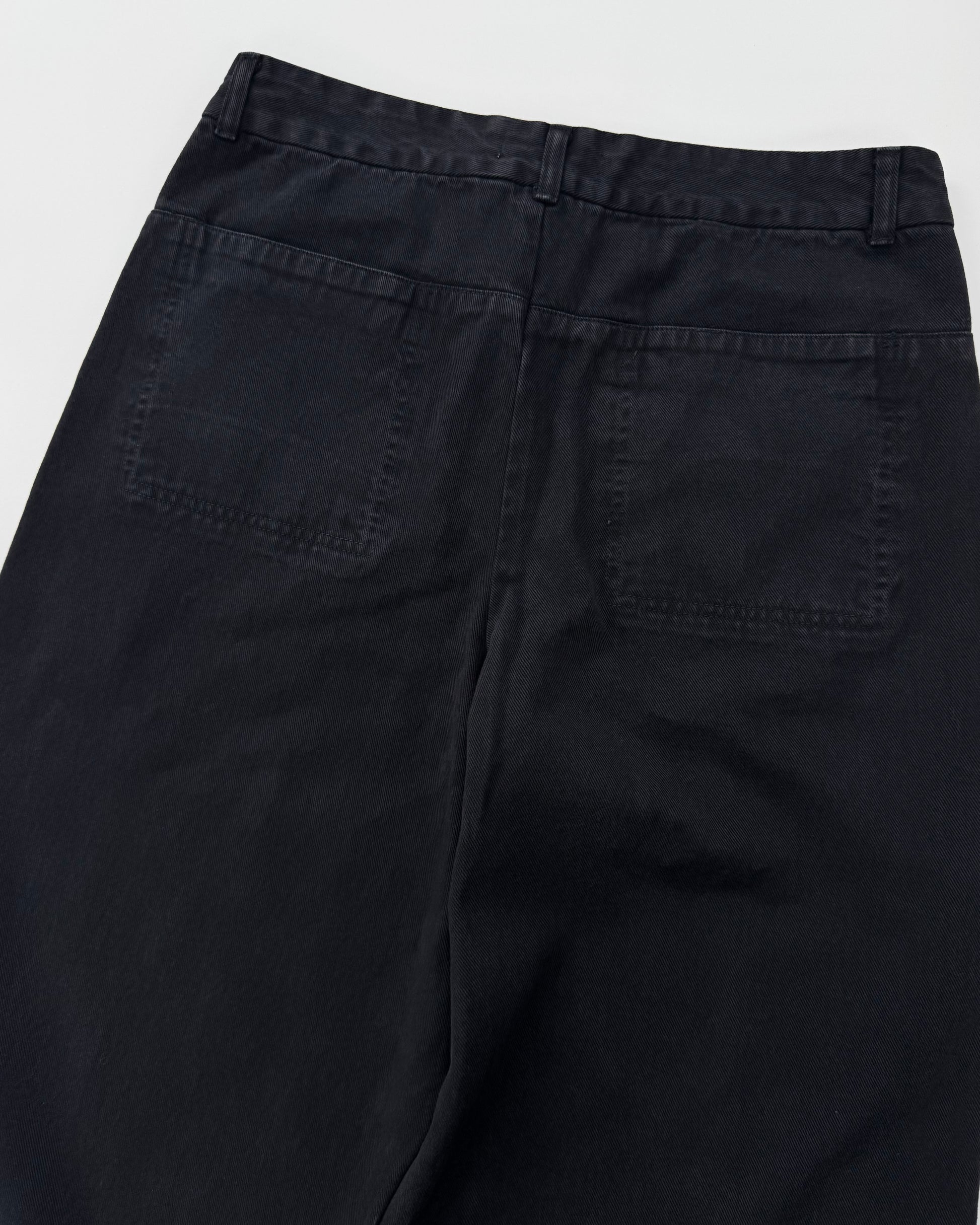 Amomento Garment Dyed Curved Seam Denim