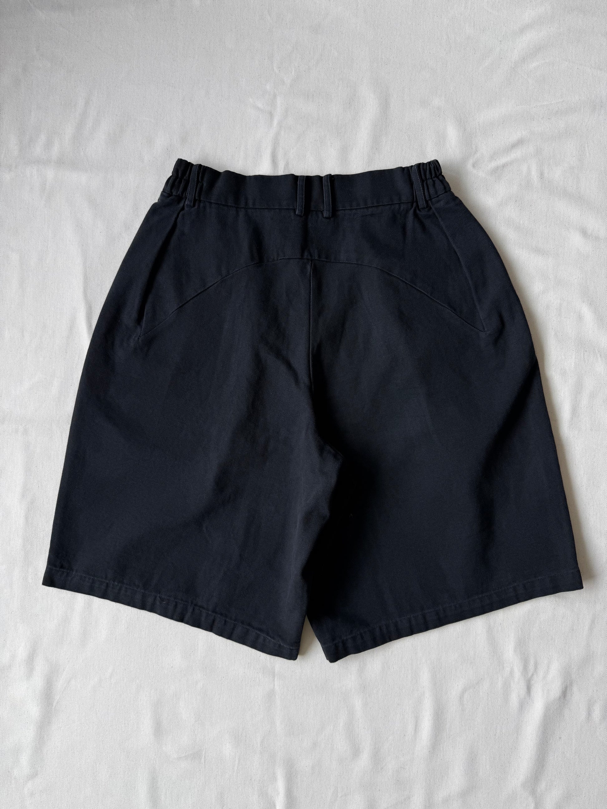 Yausye Pleated Balloon Shorts