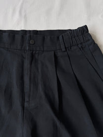 Yausye Pleated Balloon Shorts