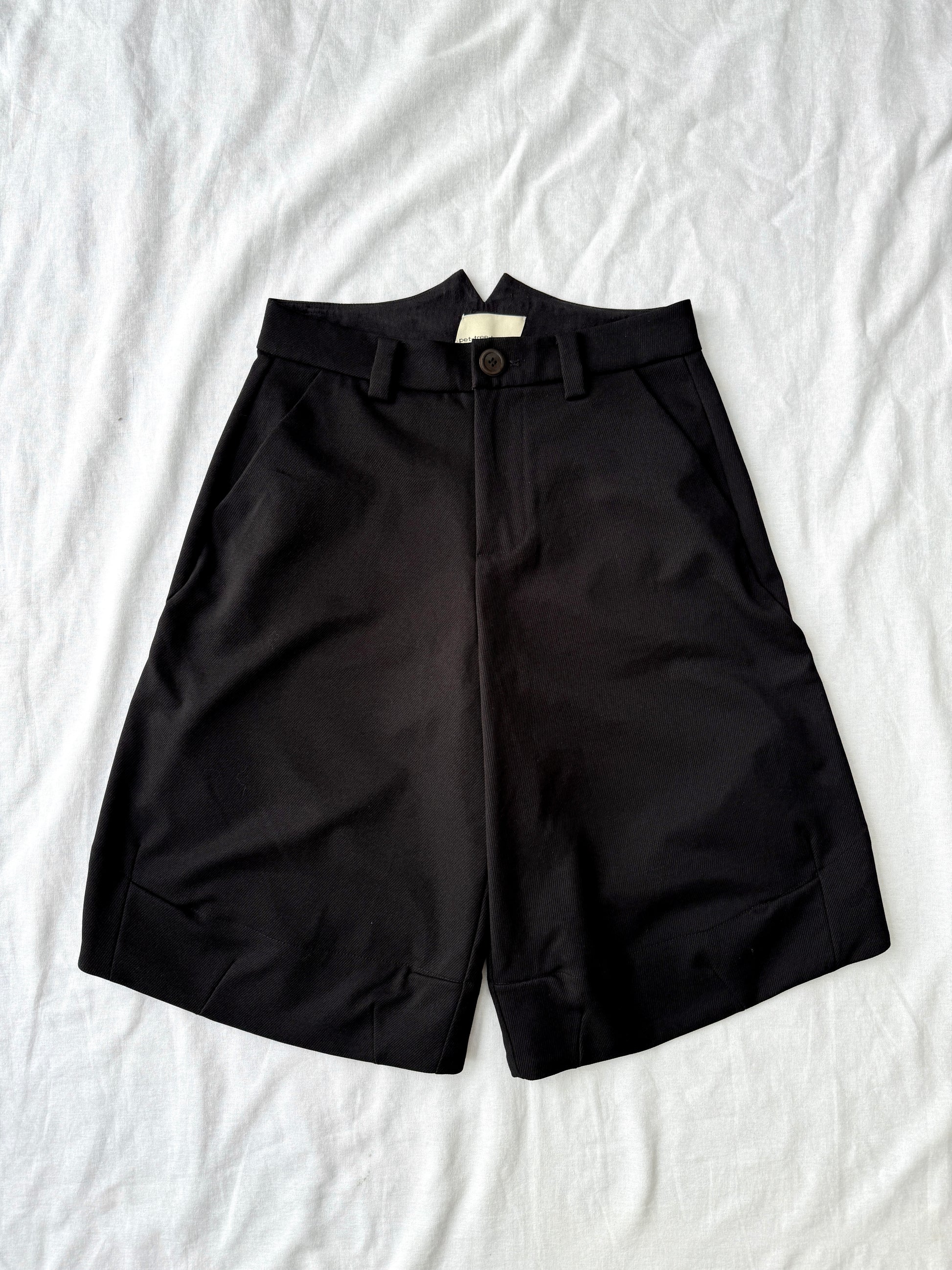 pet-tree-kor Winged Baggy Shorts