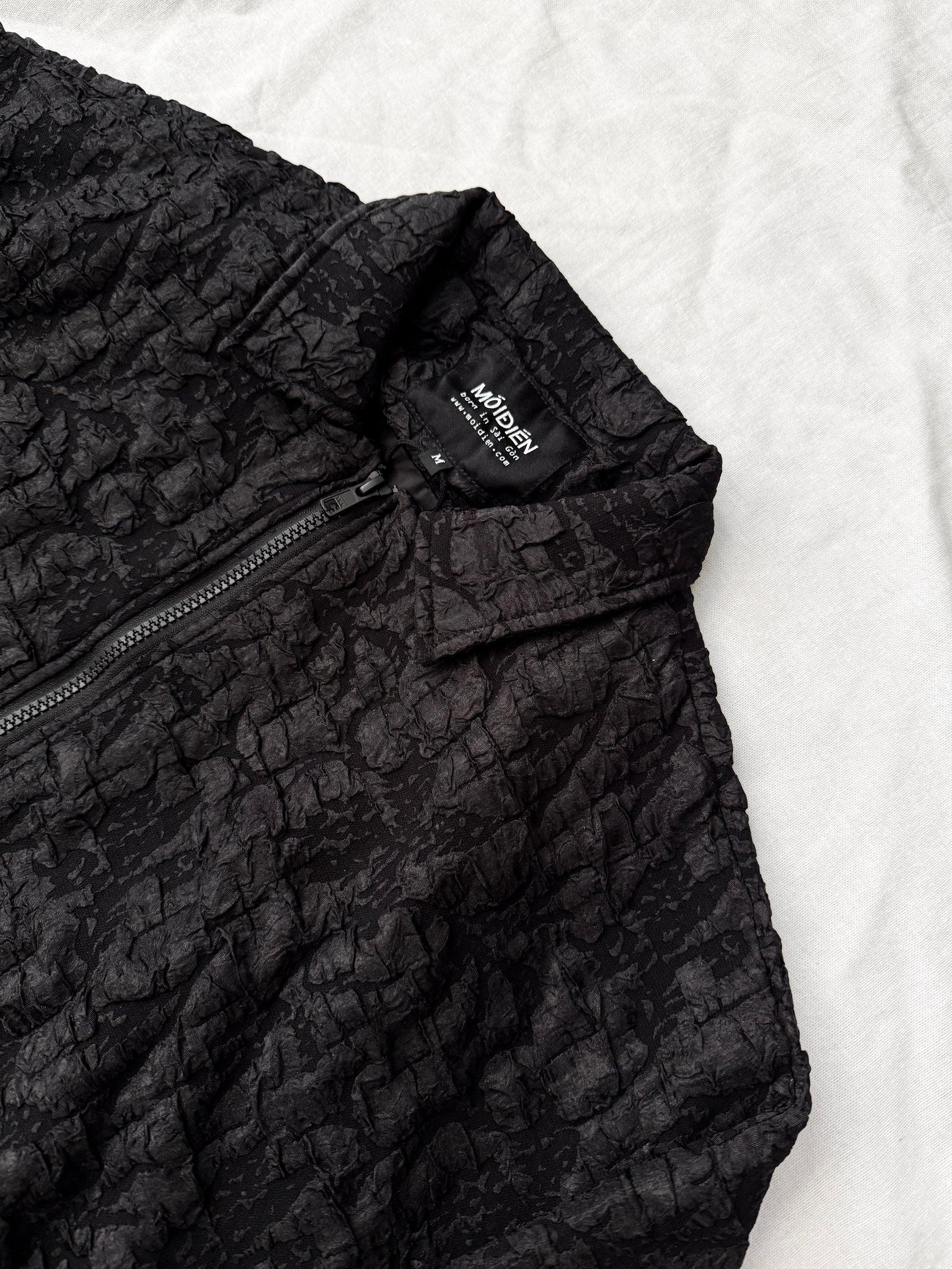 MoiDien Blistered Zip Bomber