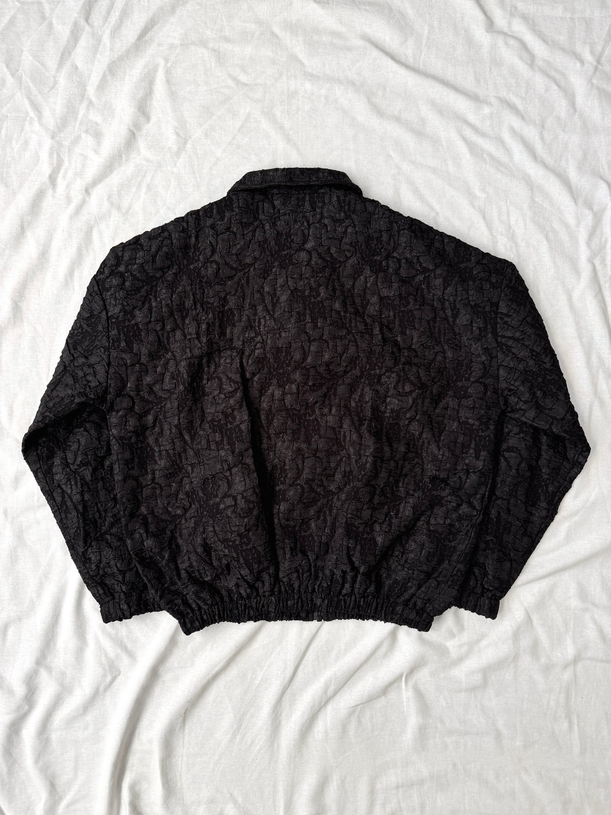 MoiDien Blistered Zip Bomber