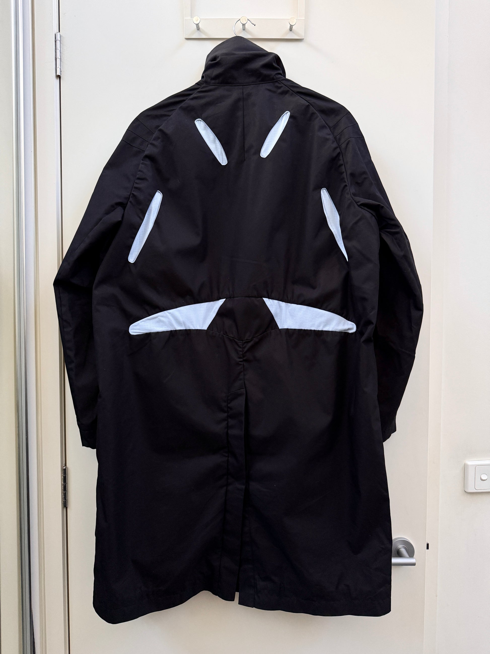 _J.L-A.L_ Aperture Trench Coat