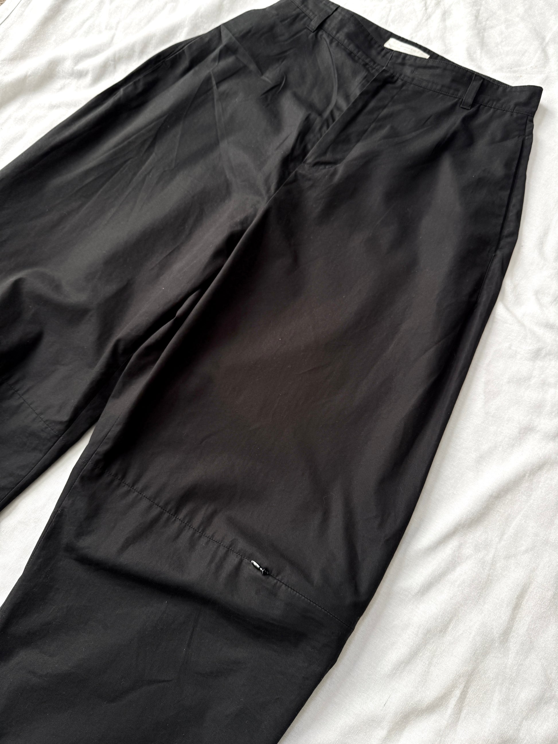AMOMENTO J-Curved Pants
