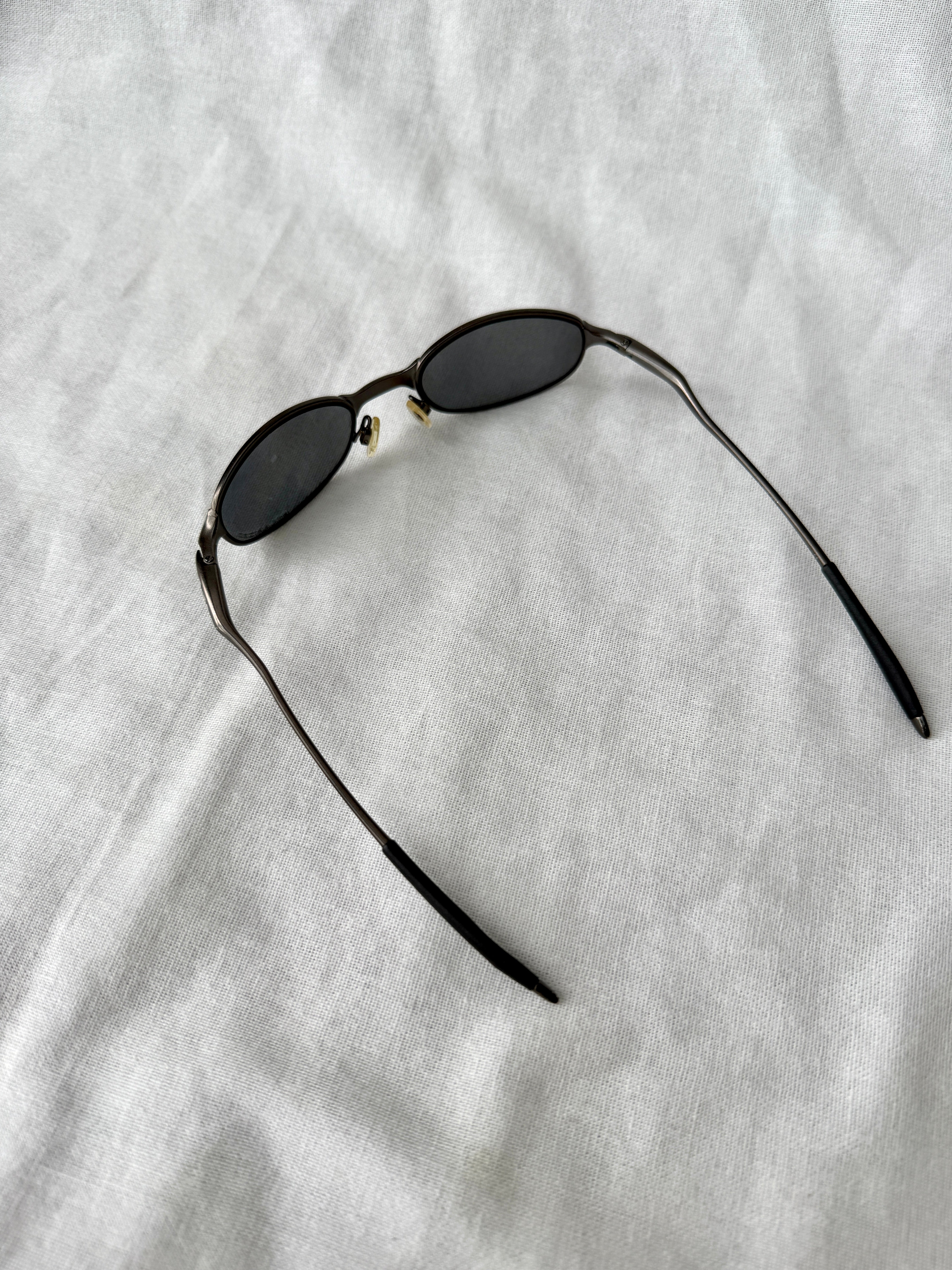 Oakley E-Wire 2.1 Pewter Sunglasses – SĀN ARCHIVE GOODS
