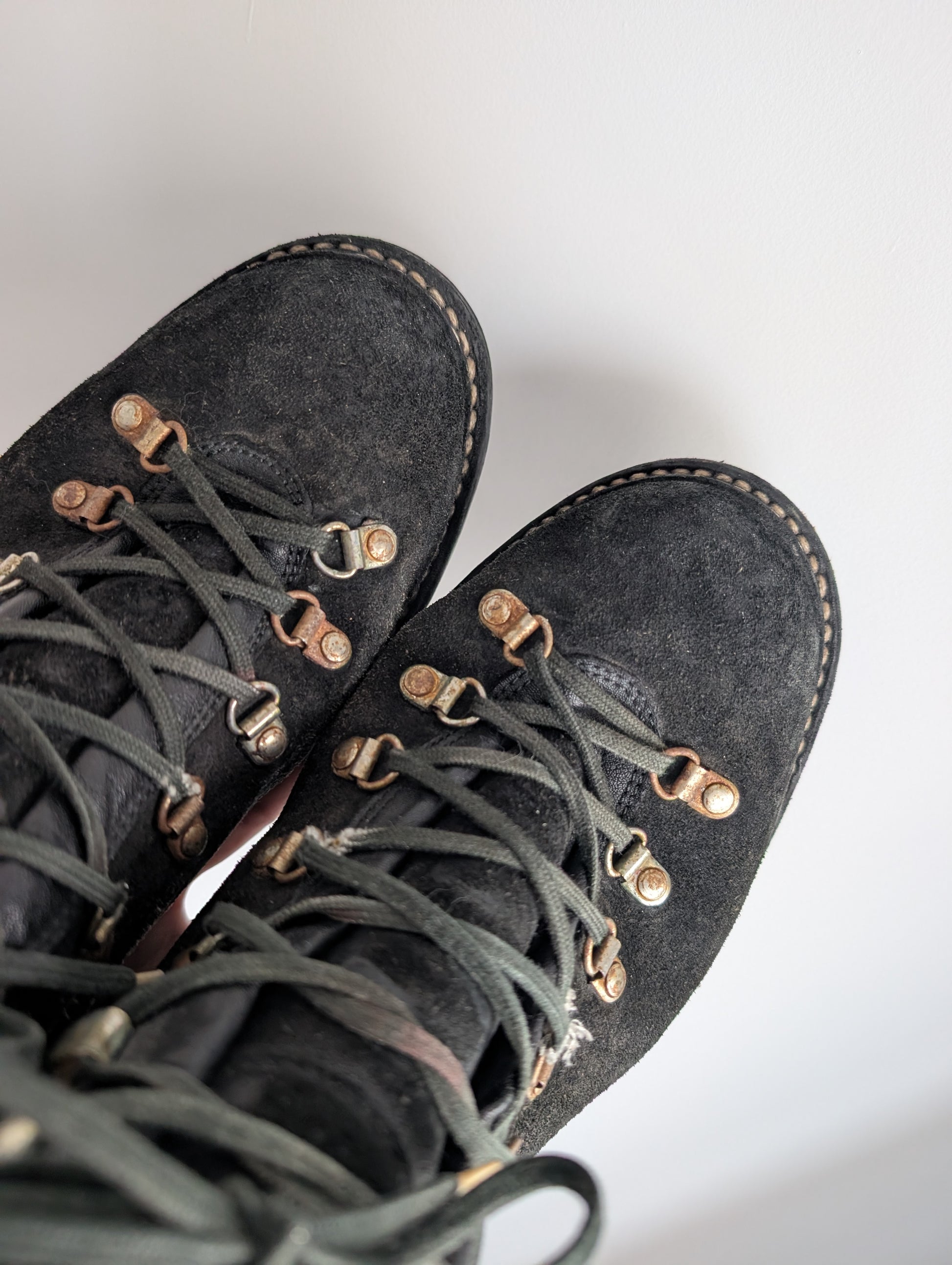 Guidi 19 Black Reverse Leather Hiking Boots