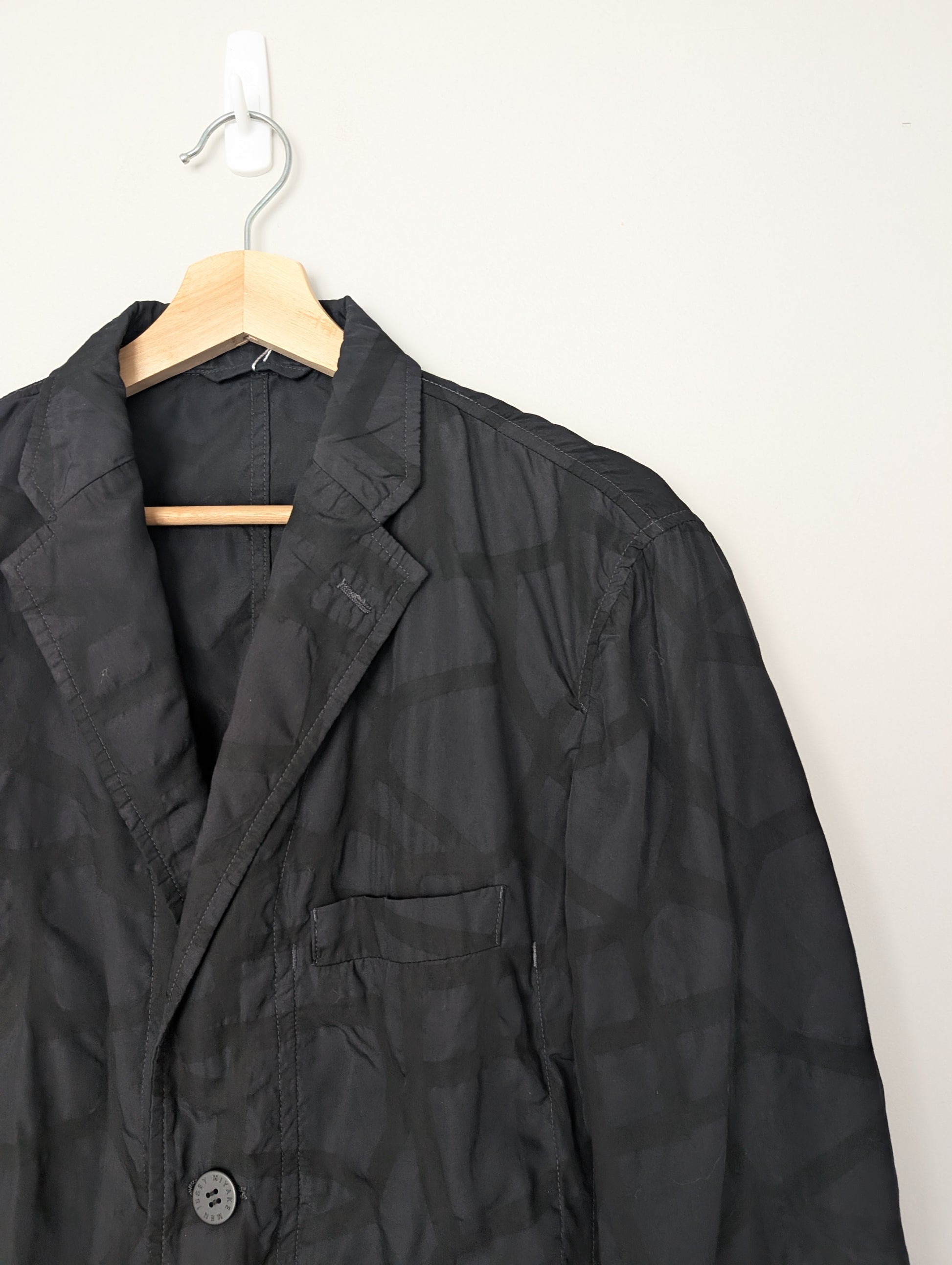 Issey Miyake Thorn Blazer SS2018