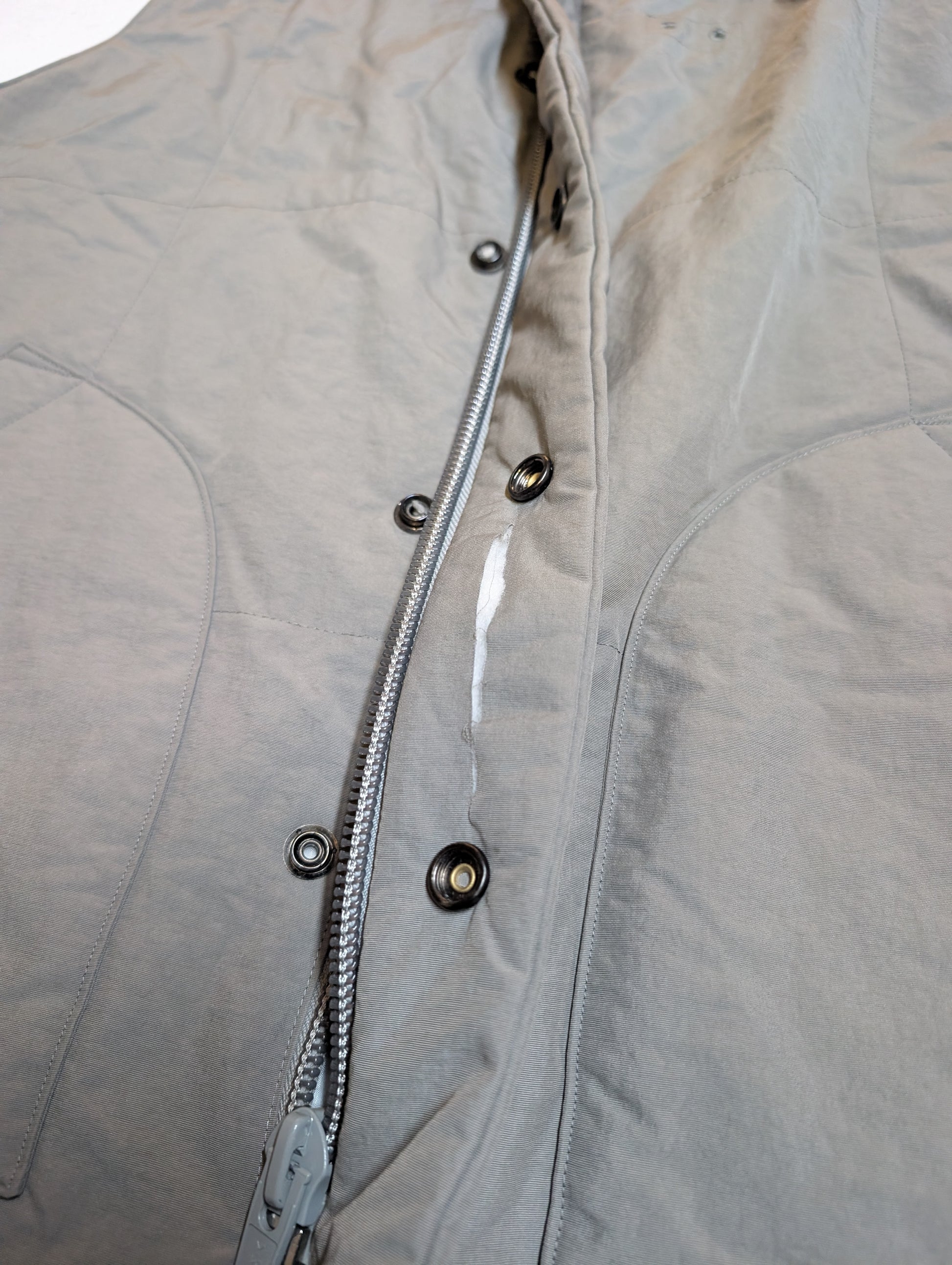 General Research SS2006 "Little Hot Vest"