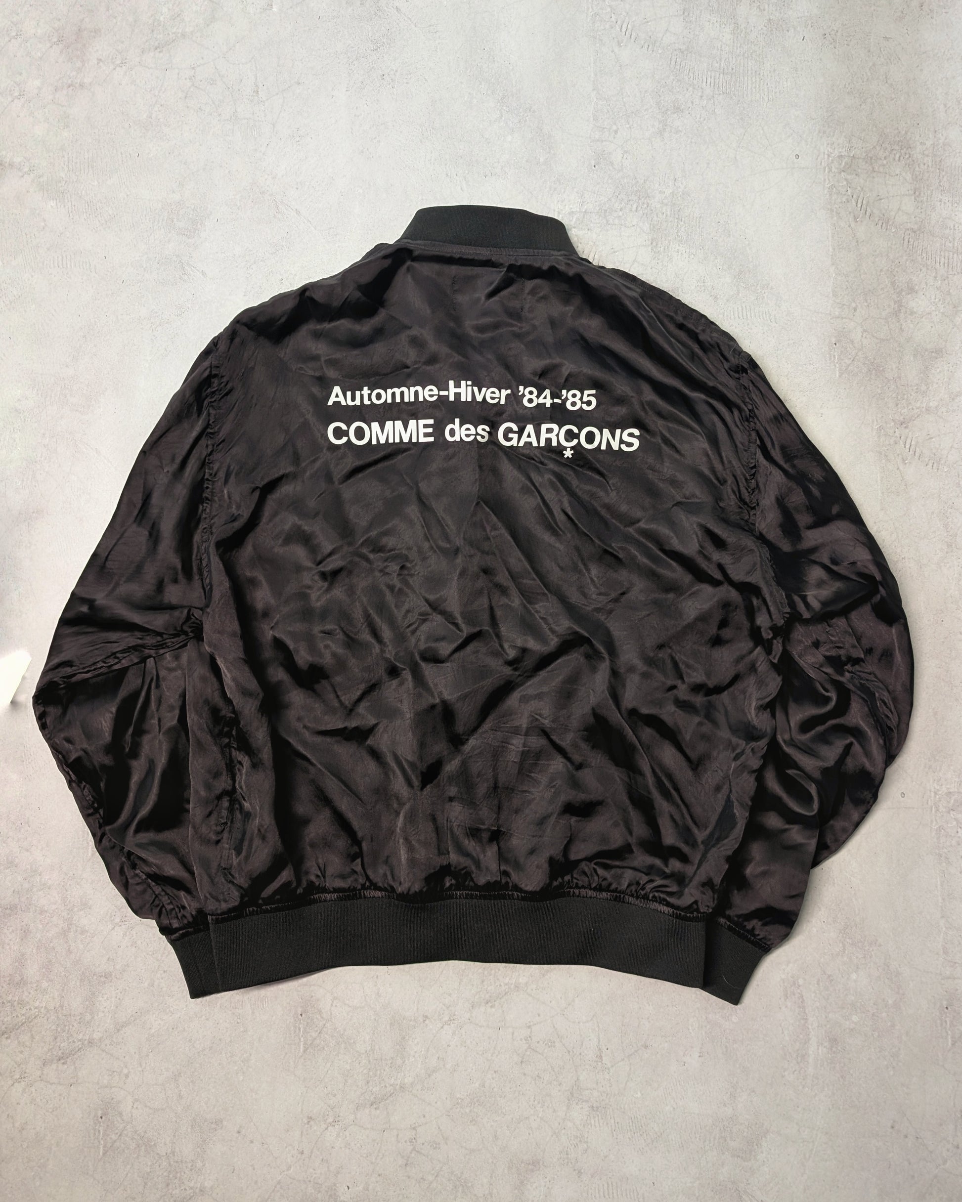 CDG Comme des Garçons Automne-Hiver 84-85 Staff Satin Blouson Jacket